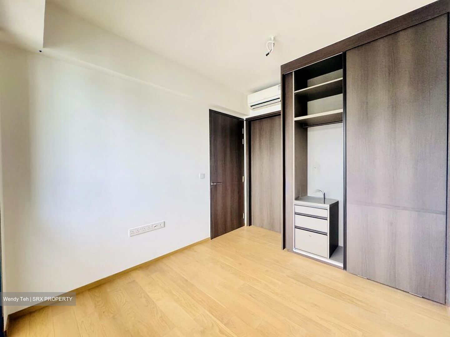Piccadilly Grand (D8), Apartment #496703281
